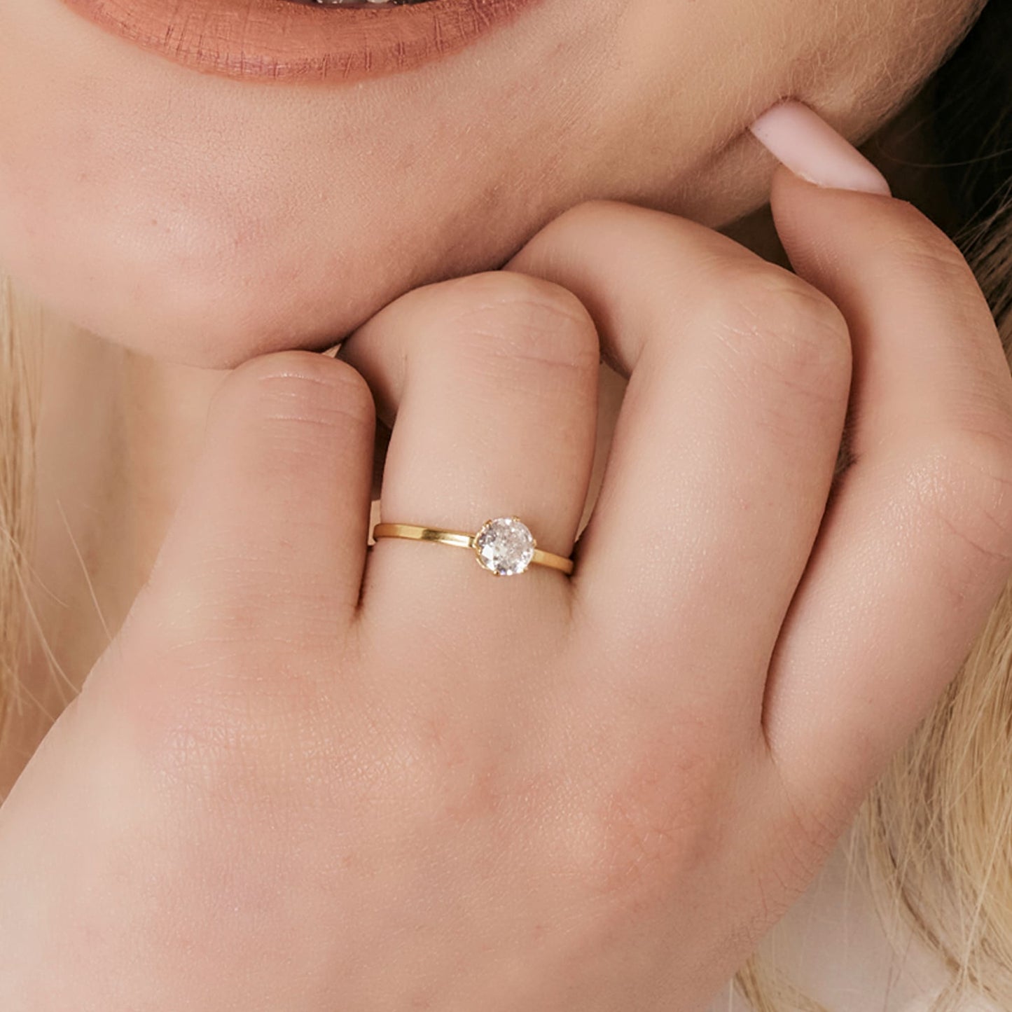 ANELLO SOLITARIO DONNA IN ACCIAIO CON CRISTALLO BIANCO