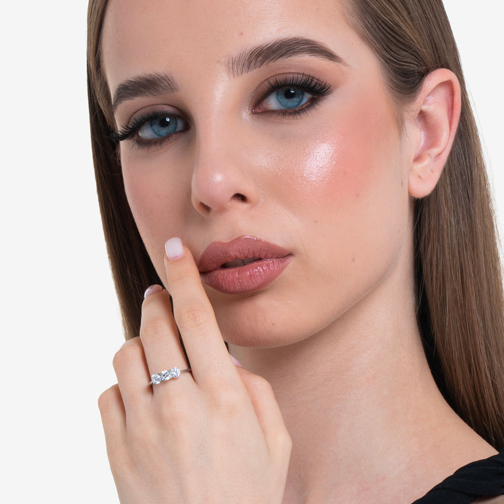 ANELLO DONNA IN ACCIAIO CON  CRISTALLI BIANCHI - MISURA 12