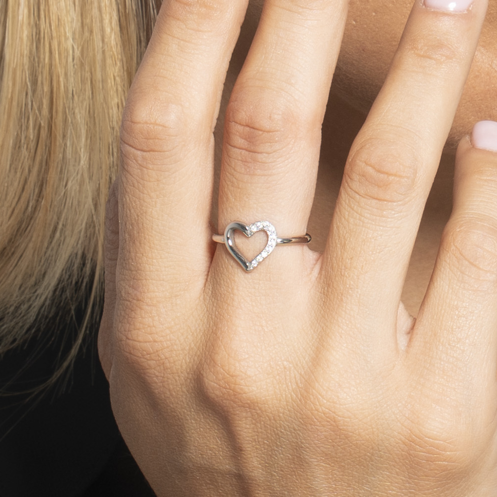 ANELLO DONNA IN ACCIAIO CON CUORE E ZIRCONI BIANCHI