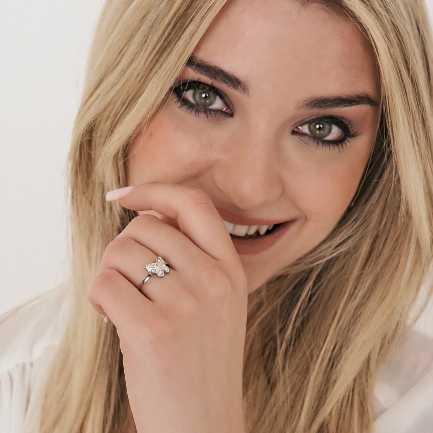 ANELLO DONNA IN ACCIAIO CON FARFALLA E CRISTALLI BIANCHI MISURA: S