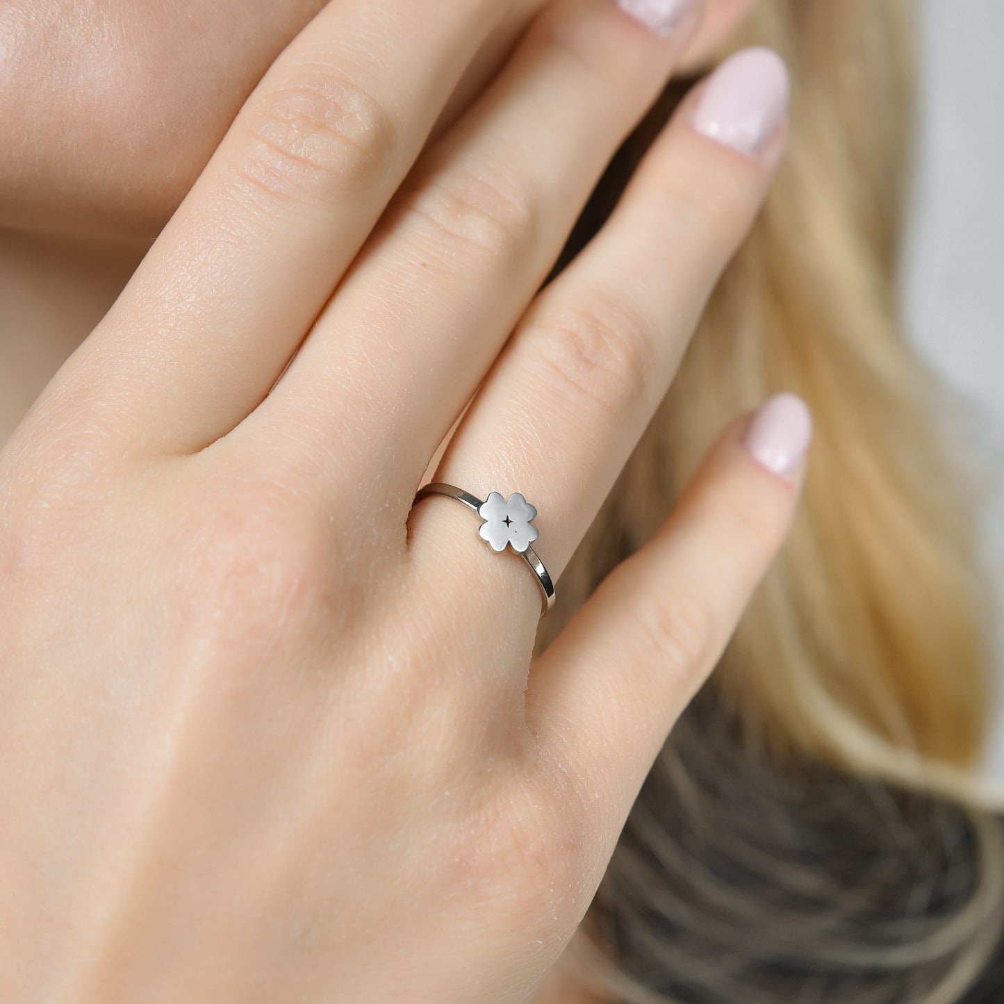 ANELLO DONNA IN ACCIAIO QUADRIFOGLIO PIENO