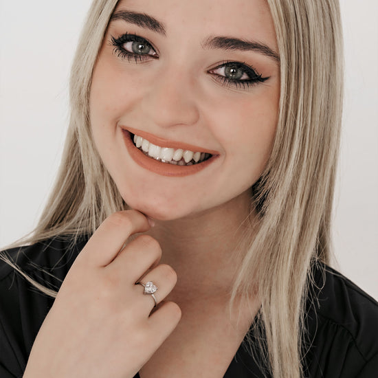 ANELLO DONNA IN ACCIAIO CON CRISTALLO BIANCO A FORMA DI CUORE