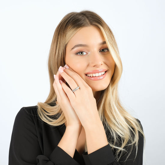 ANELLO DONNA IN ACCIAIO CON CRISTALLI BIANCHI