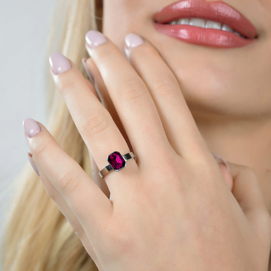 ANELLO DONNA IN ACCIAIO CON CRISTALLI FUCSIA Luca Barra