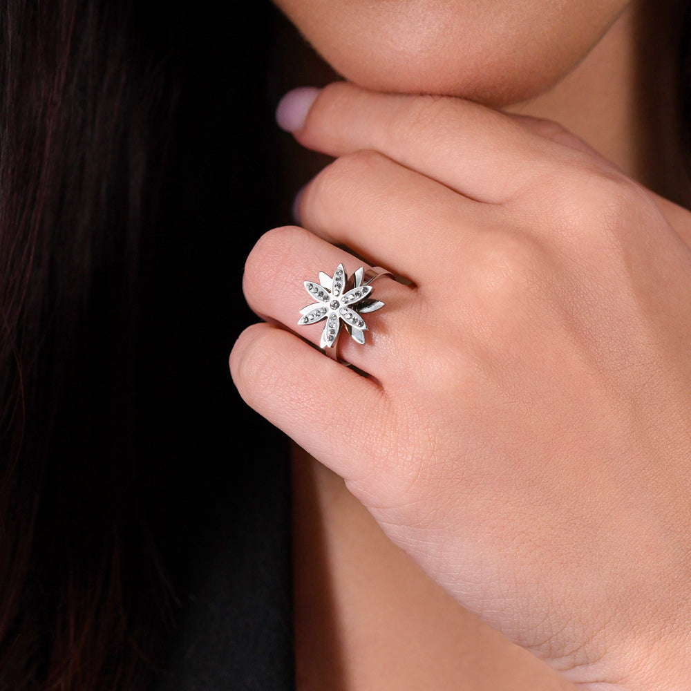 ANELLO DONNA IN ACCIAIO CON FIORE DELLA VITA GIREVOLE CON CRISTALLI BIANCHI