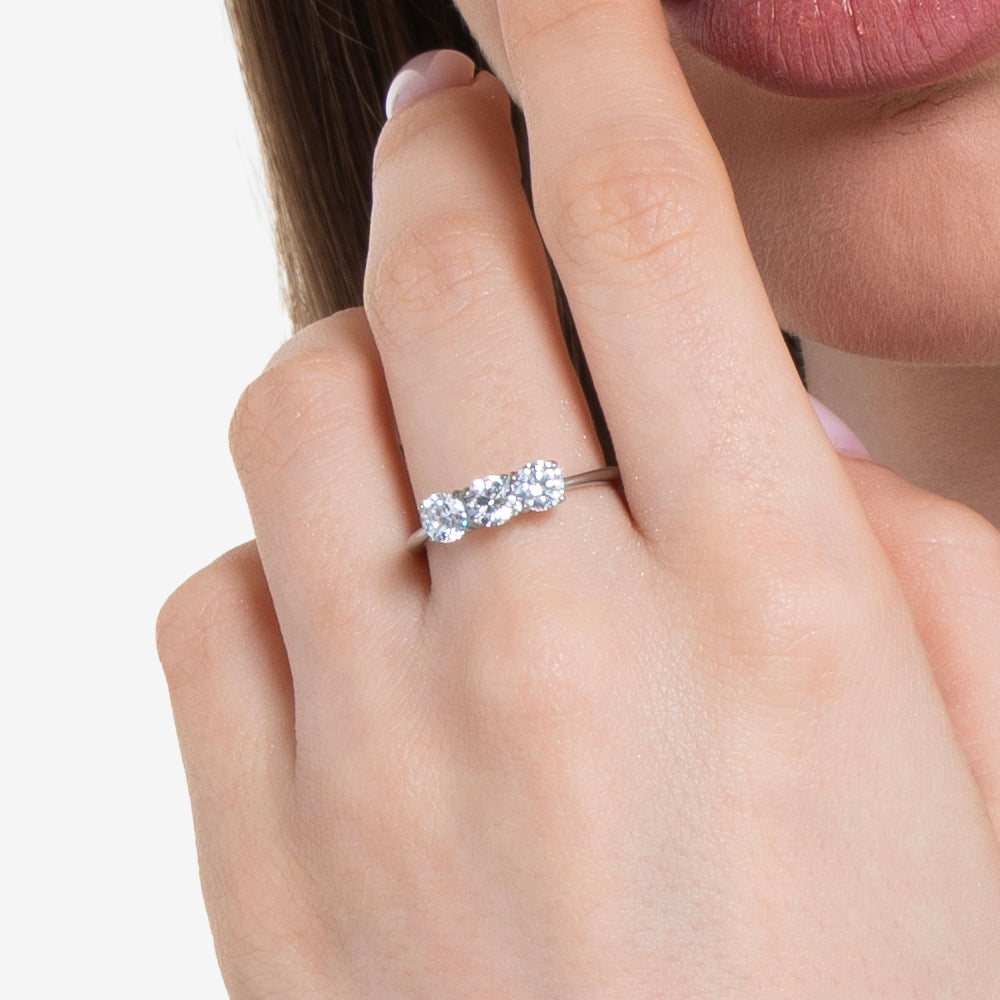 ANELLO DONNA IN ACCIAIO CON CRISTALLI BIANCHI