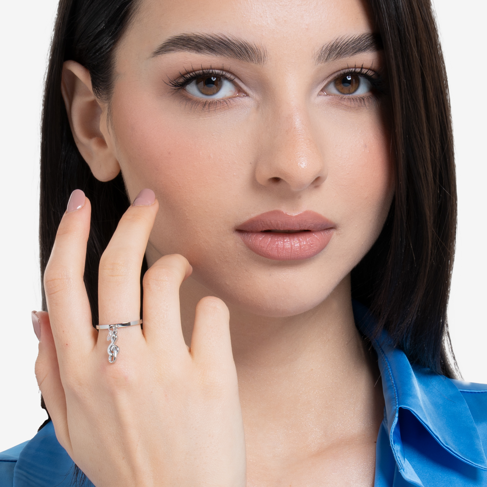 ANELLO DONNA IN ACCIAIO CON NOTA MUSICALE E ZIRCONE BIANCO ANELLO DONNA IN ACCIAIO CON NOTA MUSICALE E ZIRCONE BIANCO