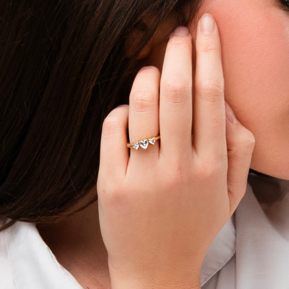 ANELLO DONNA IN ACCIAIO IP GOLD CON CUORI CON ZIRCONI BIANCHI