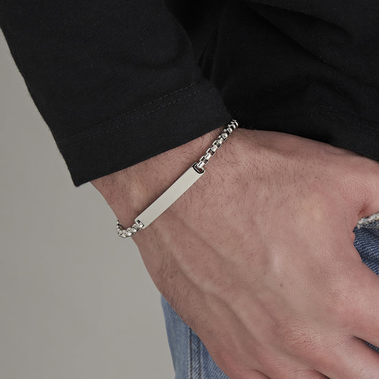 Bracciale rigido in argento sterling - Bracciale rigido sottile, Bracciale in argento personalizzato - Bracciale impilabile - Nome - Data - Coordinate - Per uomo e donna - Italia Bracciale rigido in argento sterling - Bracciale rigido sottile, Bracciale in argento personalizzato - Bracciale impilabile - Nome - Data - Coordinate - Per uomo e donna - Italia