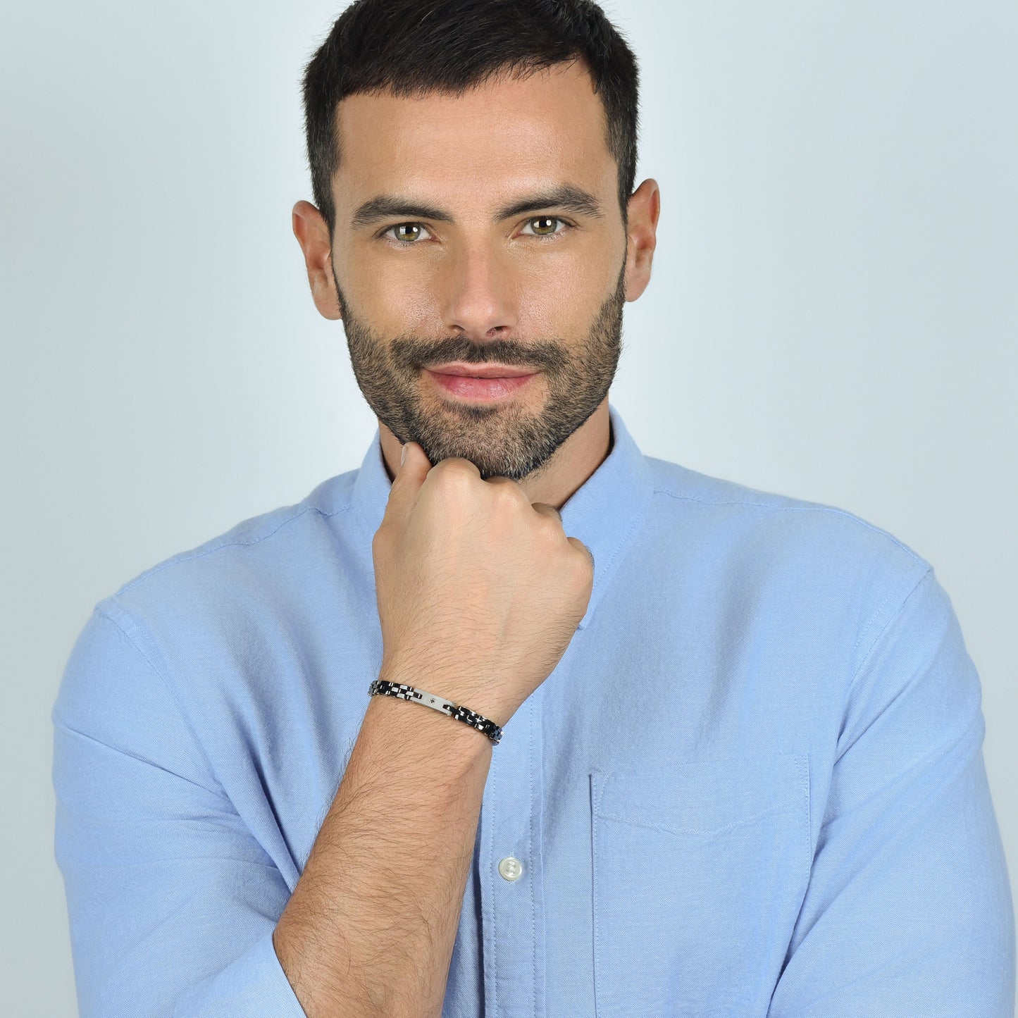 BRACCIALE UOMOIN ACCIAIO CON CERAMICA NERA E CRISTALLO NERO