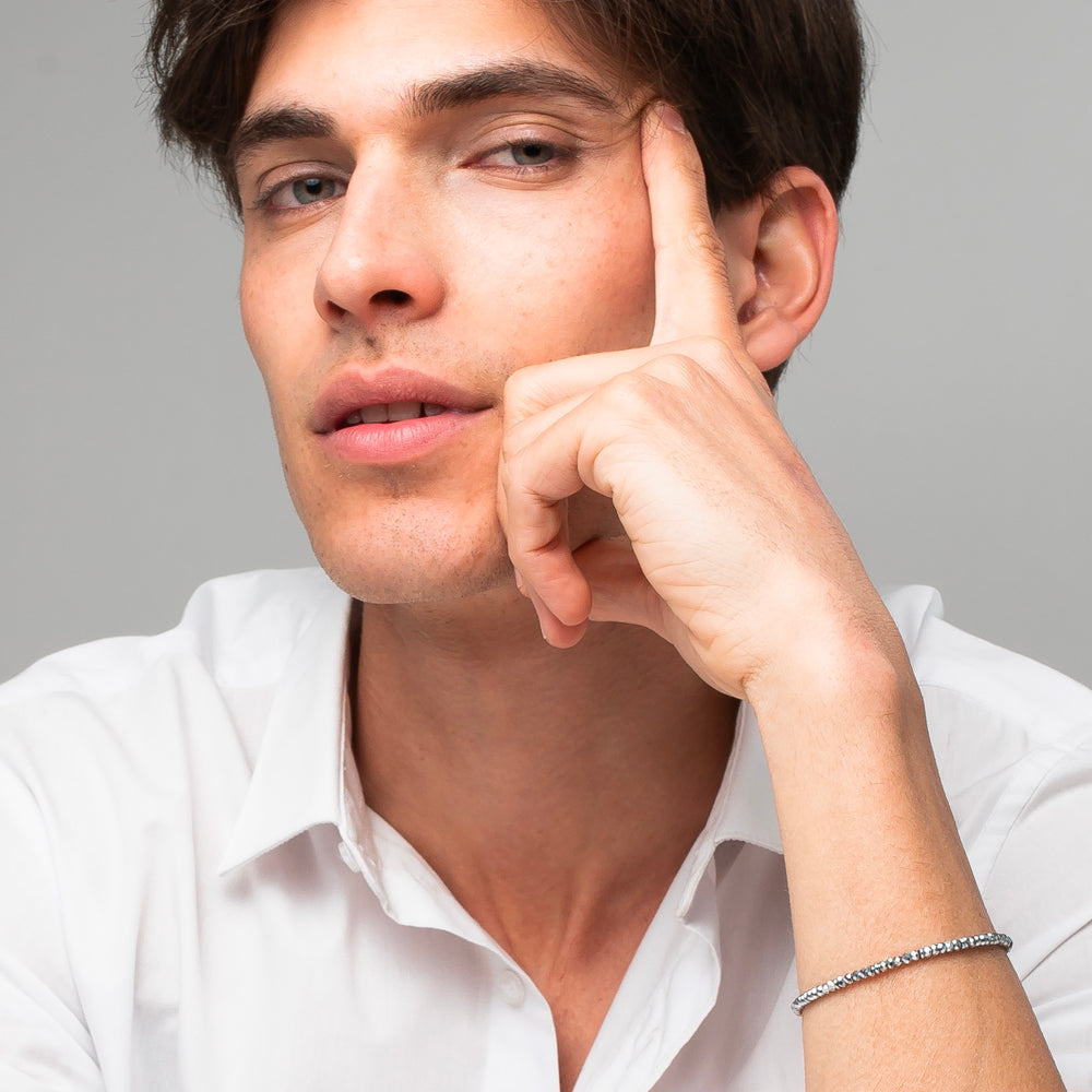 PULSERA DE ACERO PARA HOMBRE CON HEMATITA PLATEADA