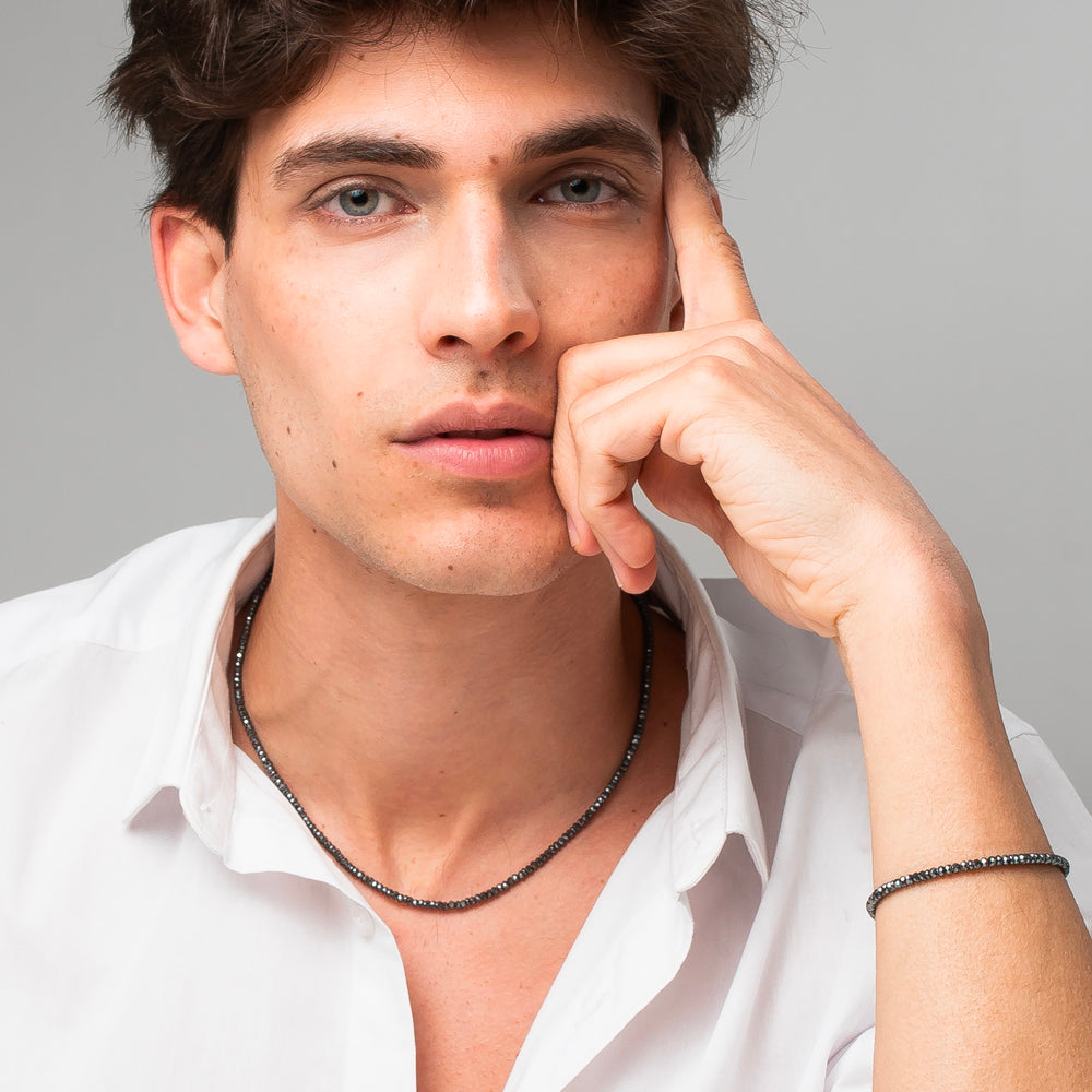 BRACCIALE UOMO IN ACCIAIO CON EMATITE NERA