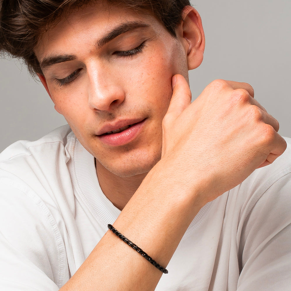 BRACCIALE UOMO IN ACCIAIO IP NERO