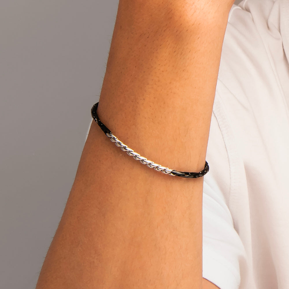 BRACCIALE UOMO IN ACCIAIO IP NERO CON ELEMENTI CENTRALI IN ACCIAIO