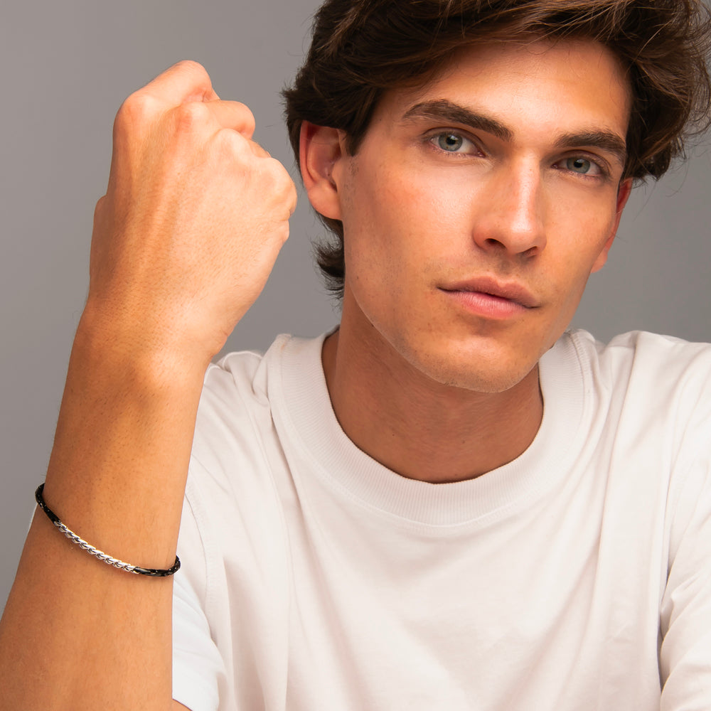 BRACCIALE UOMO IN ACCIAIO IP NERO CON ELEMENTI CENTRALI IN ACCIAIO