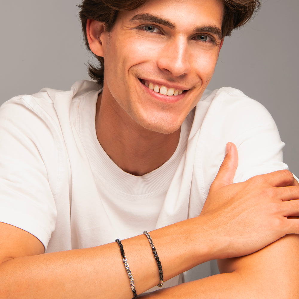 BRACCIALE UOMO IN ACCIAIO CON ELEMENTI CENTRALI IN IP NERO