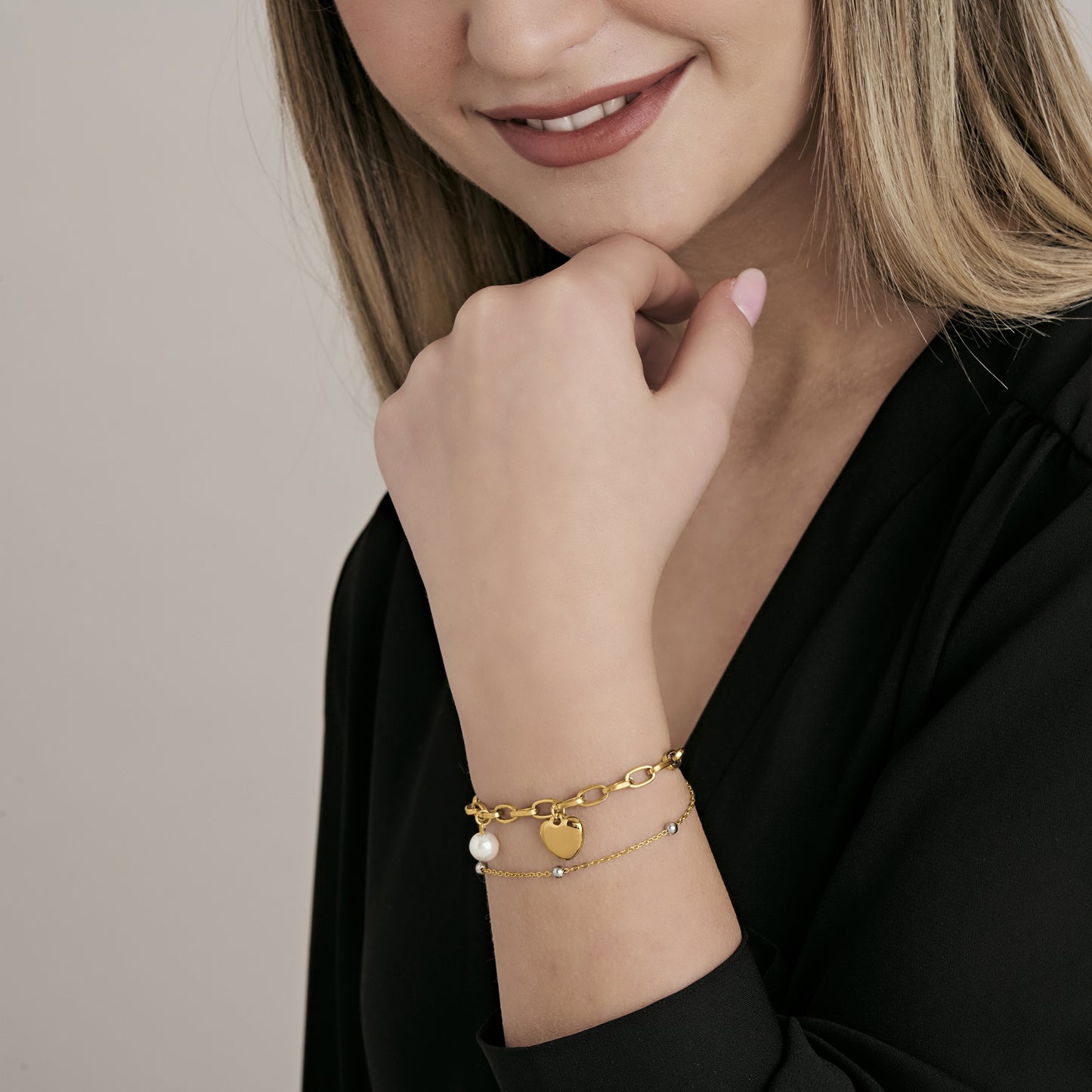 BRACCIALE DONNA IN ACCIAIO CON CUORE E PERLE