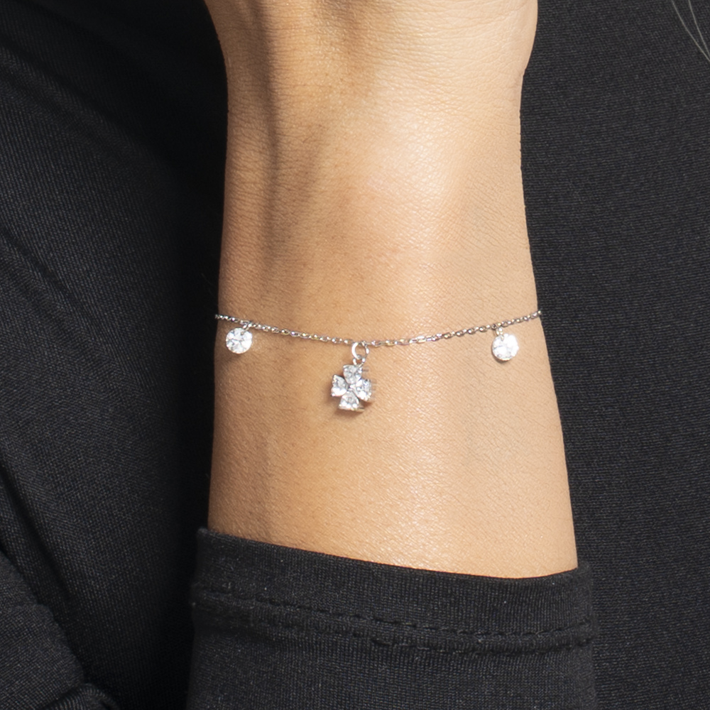BRACCIALE DONNA CON PENDENTE QUADRIFOGLIO CON PETALI ZIRCONE BIANCO
