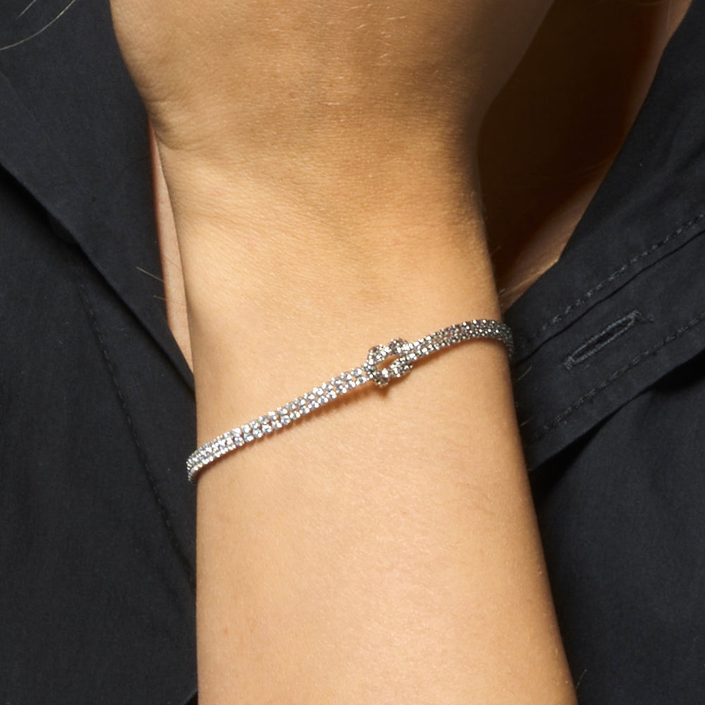 BRACCIALE DONNA IN ACCIAIO CON NODO E ZIRCONI BIANCHI