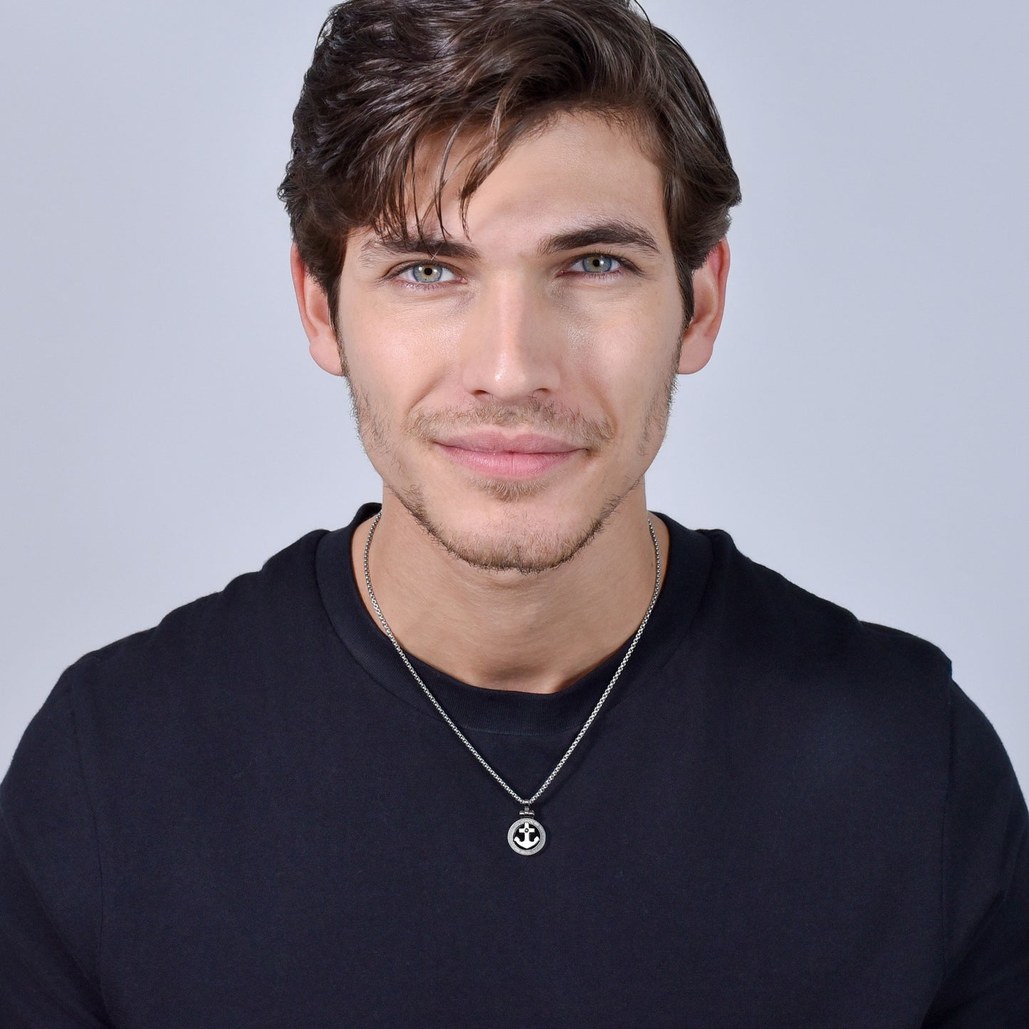 COLLANA UOMO IN ACCIAIO ANCORA E CRISTALLO NERO