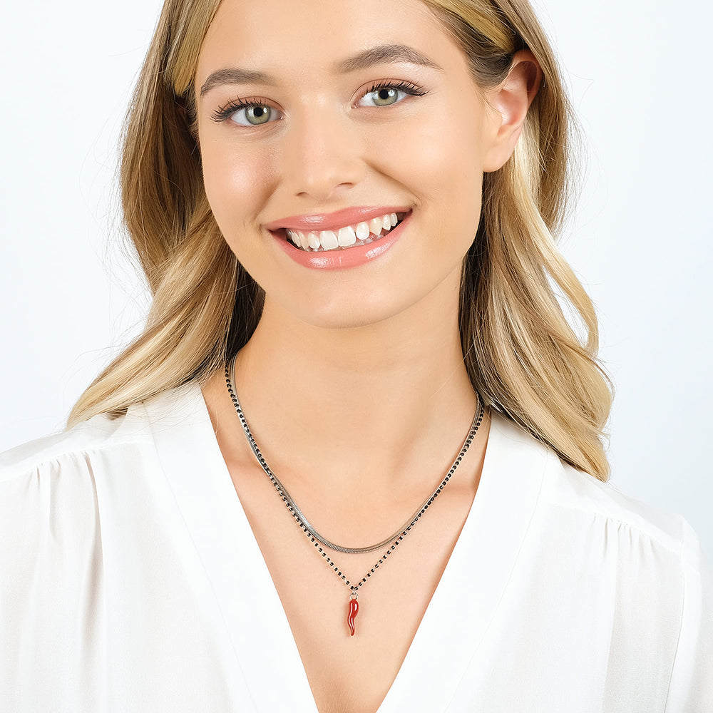 COLLANA DONNA IN ACCIAIO CON CORNO CON SMALTO ROSSO ED ELEMENTI NERI