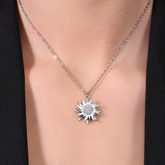 Collana Donna Argento 925 Con Ciondolo Cerchio Fiore Del Sole - Gioiello Elegante Placcato Oro - Sofia Milani