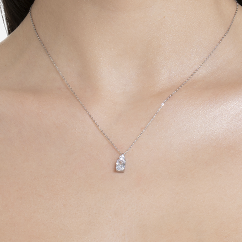 Collana in Acciaio con Croce e Zirconi Neri